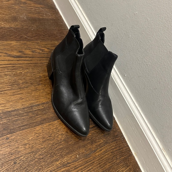 Vagabond Amina Chelsea boot - Picture 6 of 8